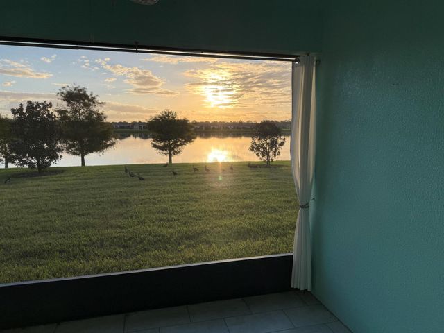 2608 Crowned Eagle Circle SW, Vero Beach, FL 32962