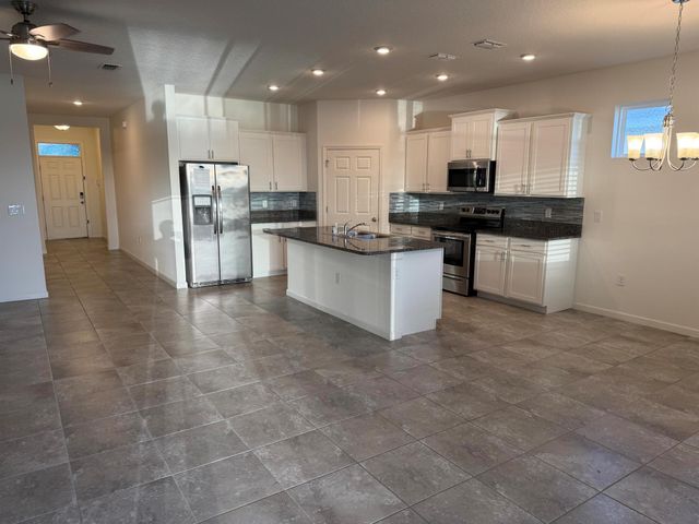 2608 Crowned Eagle Circle SW, Vero Beach, FL 32962