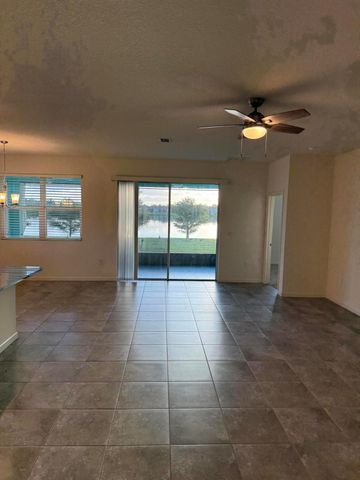2608 Crowned Eagle Circle SW, Vero Beach, FL 32962