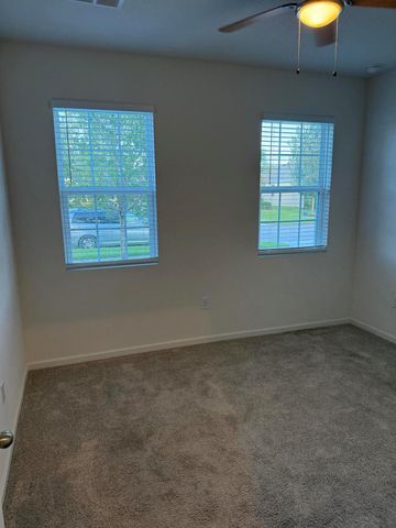 2608 Crowned Eagle Circle SW, Vero Beach, FL 32962