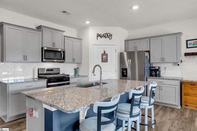 505 Bonifay Drive, Fountain Inn, SC 29644