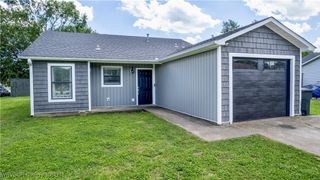 128 Saskatchewan Road, Roland, OK 74954