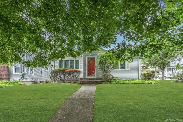 1 Coles, Glen Cove, NY 11542