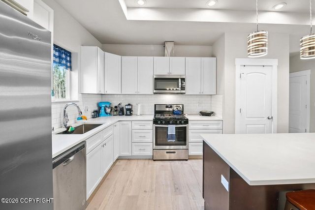 855 W Wood Star Drive, Wasilla, AK 99654