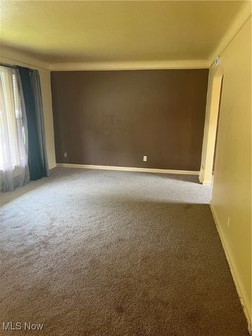 1707 Catalpa Road, Cleveland, OH 44112