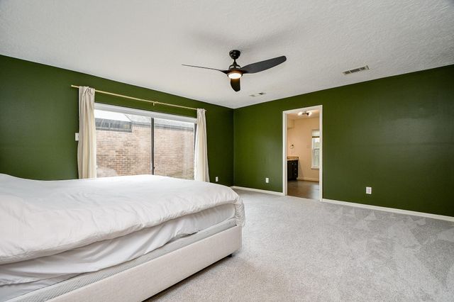 7711 Hopewell Lane, Houston, TX 77071