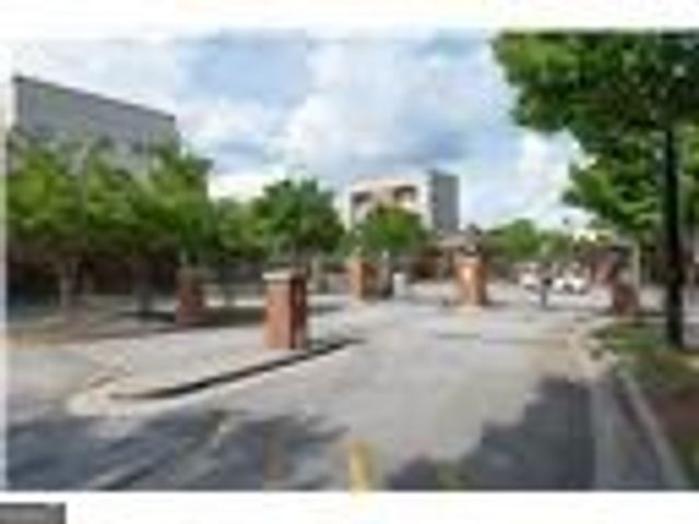 898 Oak Street SW 1410, Atlanta, GA 30310