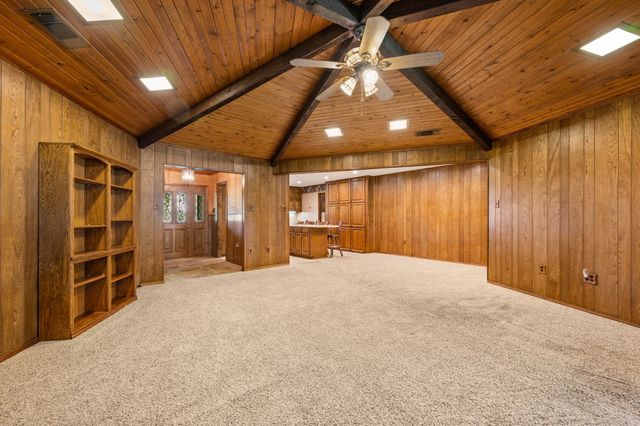 515 New Highland Road, Springtown, TX 76082