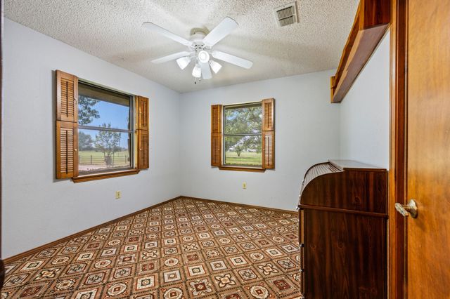 515 New Highland Road, Springtown, TX 76082