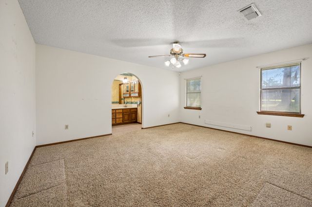 515 New Highland Road, Springtown, TX 76082