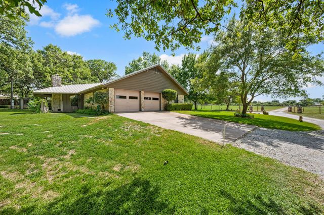 515 New Highland Road, Springtown, TX 76082
