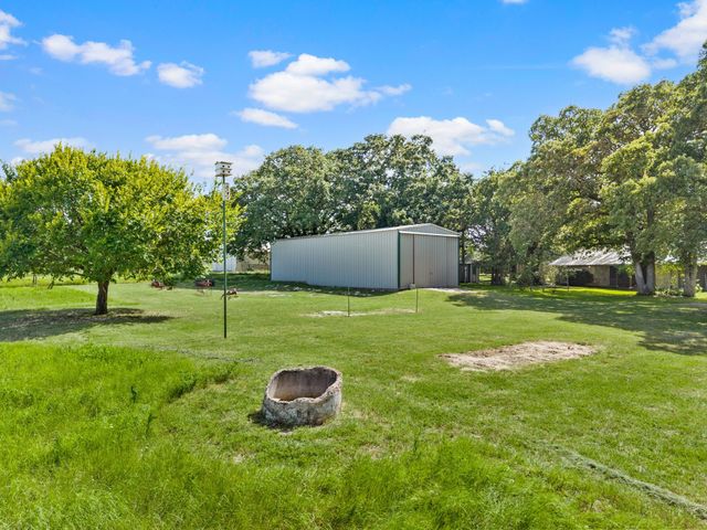 515 New Highland Road, Springtown, TX 76082