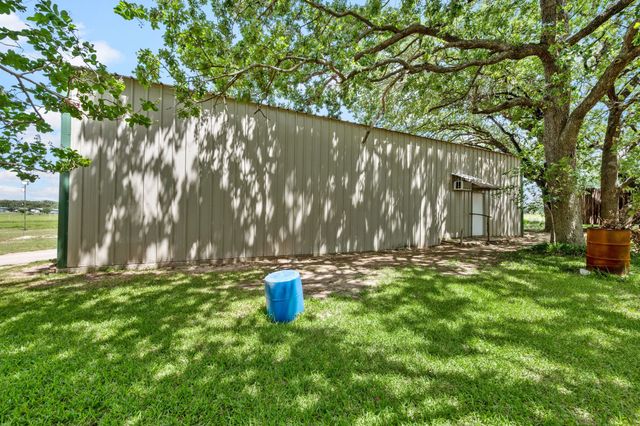 515 New Highland Road, Springtown, TX 76082
