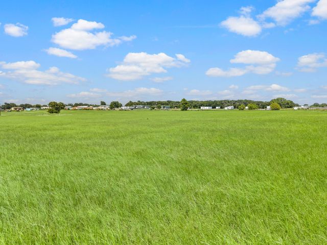 515 New Highland Road, Springtown, TX 76082