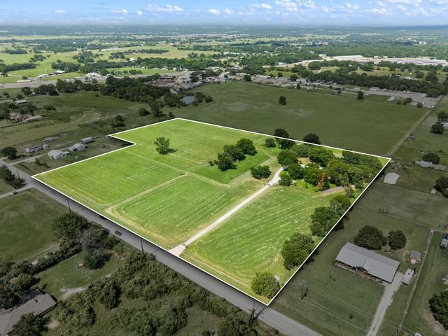 515 New Highland Road, Springtown, TX 76082