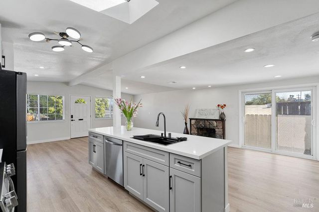 207 Wilshire Ave, Vallejo, CA 94591