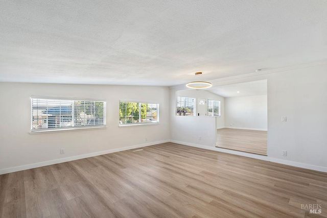 207 Wilshire Ave, Vallejo, CA 94591