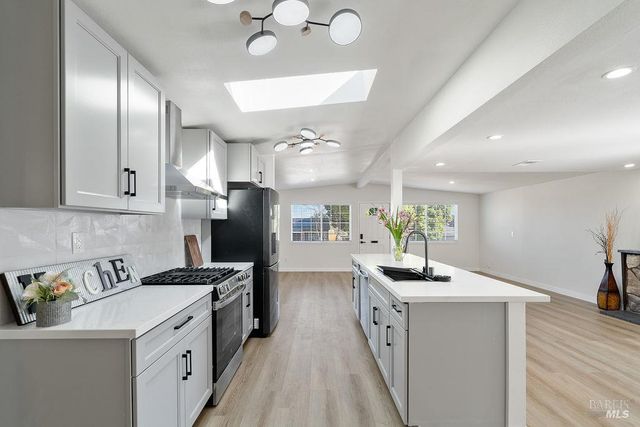 207 Wilshire Ave, Vallejo, CA 94591