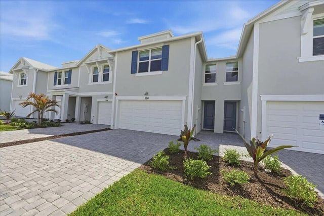 590 Salisbury Circle, Fort Pierce, FL 34982