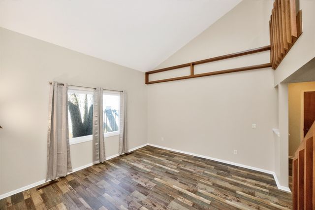 4589 Lockner Drive, Urbandale, IA 50322