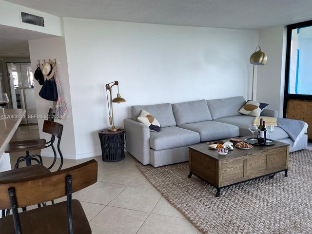 2800 N Highway A1a 204, Fort Pierce, FL 34949