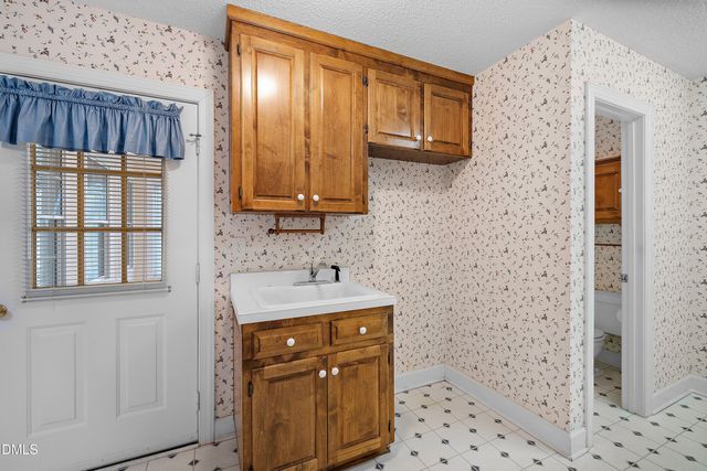 102 Justin Lane, Louisburg, NC 27549