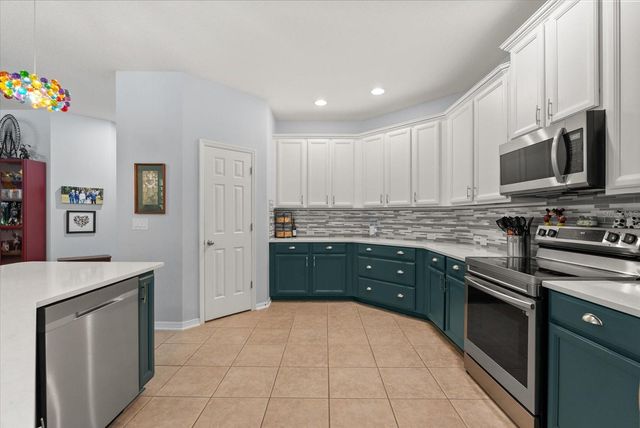 2445 PICKFORD CIRCLE, Apopka, FL 32703