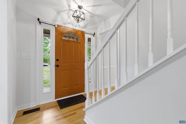 155 DOE DR N, Ruckersville, VA 22968