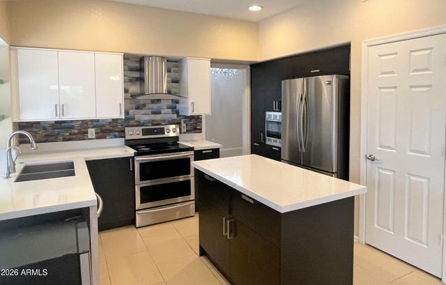 8372 S Stephanie Lane, Tempe, AZ 85284