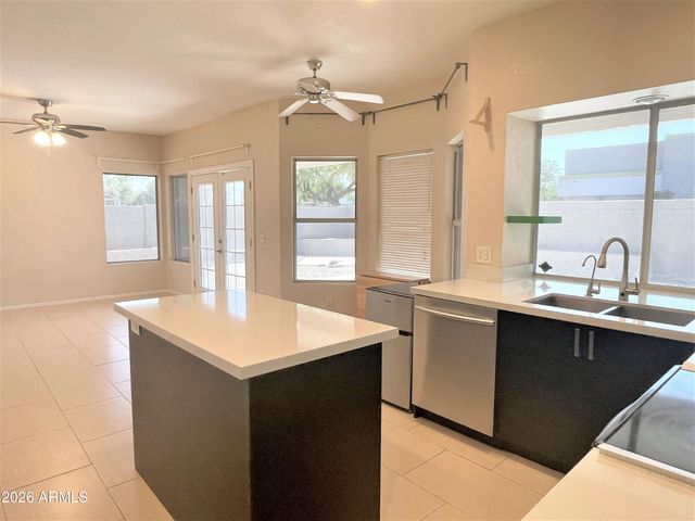 8372 S Stephanie Lane, Tempe, AZ 85284