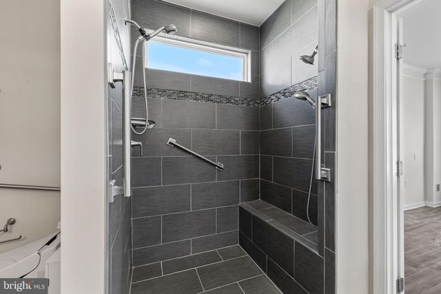 39 BATTERY POINT DR, Fredericksburg, VA 22406