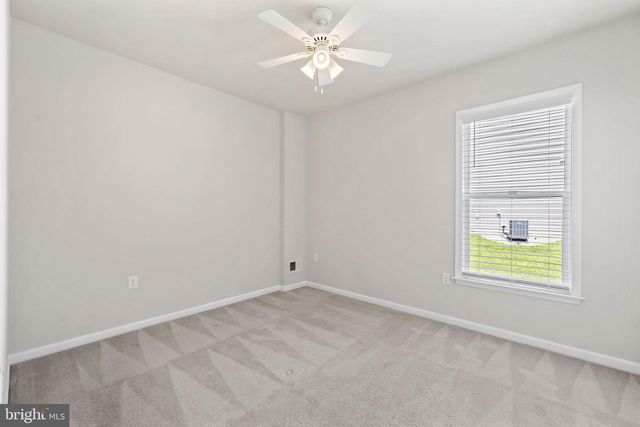 39 BATTERY POINT DR, Fredericksburg, VA 22406