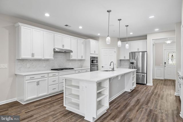 39 BATTERY POINT DR, Fredericksburg, VA 22406