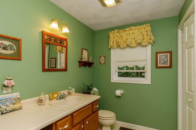 26 Cushing Lane, Lunenburg, MA 01462