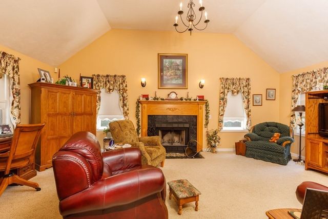 26 Cushing Lane, Lunenburg, MA 01462
