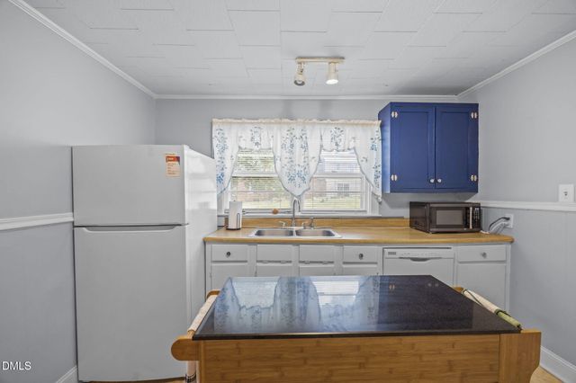 1947 Lower Hopedale Road, Burlington, NC 27217