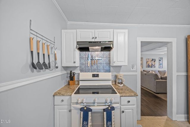 1947 Lower Hopedale Road, Burlington, NC 27217