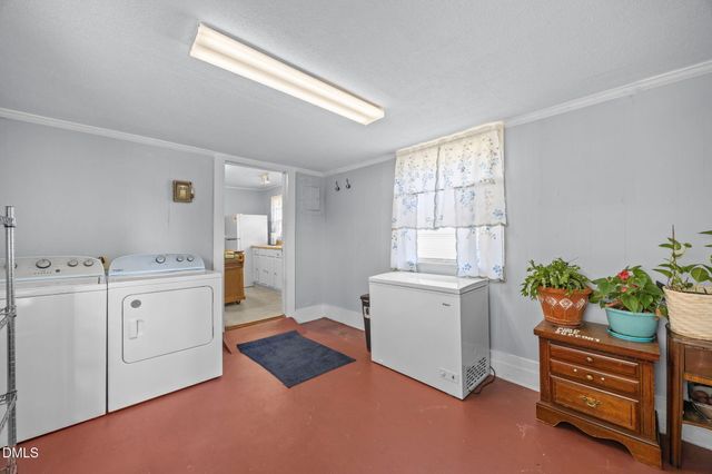 1947 Lower Hopedale Road, Burlington, NC 27217