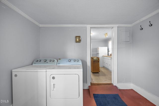 1947 Lower Hopedale Road, Burlington, NC 27217