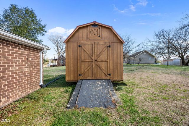 1947 Lower Hopedale Road, Burlington, NC 27217