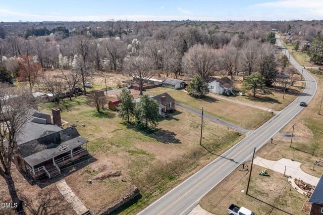 1947 Lower Hopedale Road, Burlington, NC 27217