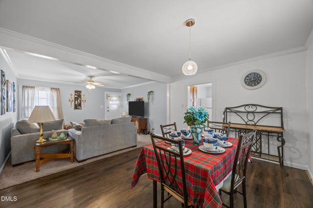 1947 Lower Hopedale Road, Burlington, NC 27217