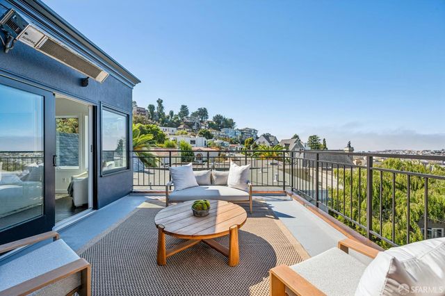 292 Juanita Way, San Francisco, CA 94127