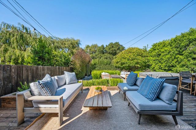 292 Juanita Way, San Francisco, CA 94127