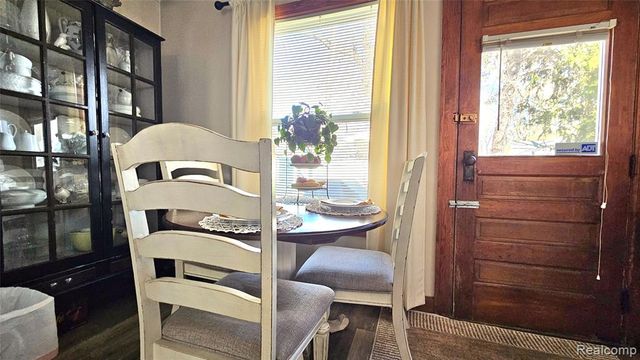 9550 Portage Lake Avenue, Pinckney, MI 48169