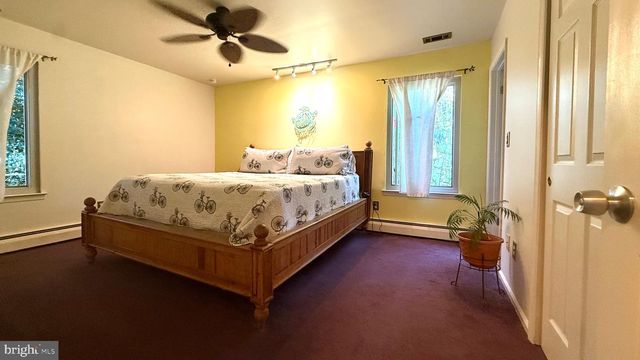 333 ADAMS AVE, Langhorne, PA 19047