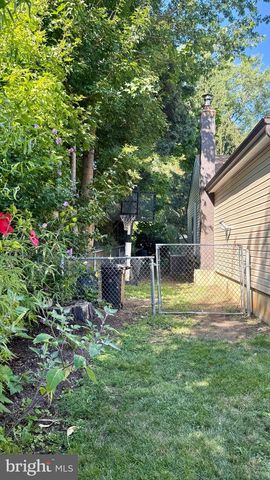 333 ADAMS AVE, Langhorne, PA 19047