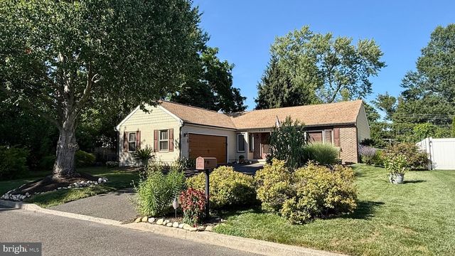 333 ADAMS AVE, Langhorne, PA 19047
