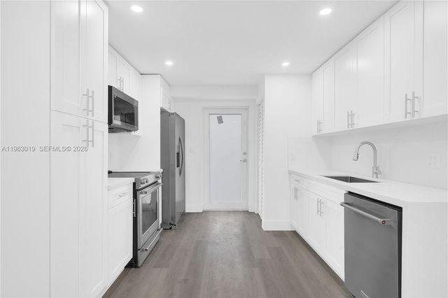 2505 NW 162 ST, Miami Gardens, FL 33054