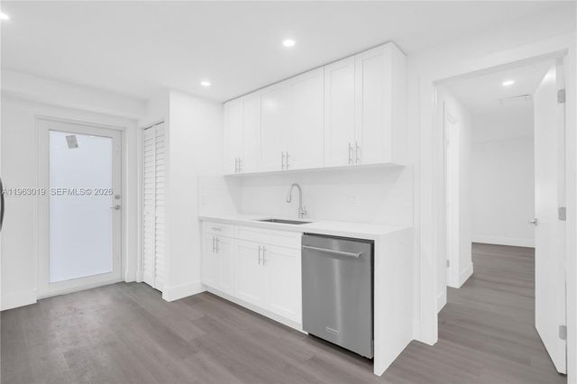 2505 NW 162 ST, Miami Gardens, FL 33054